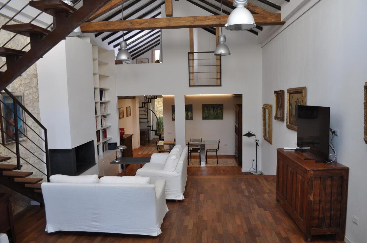 Casa Di Mario Appartamento In Centro Storico Con Due Camere Da Letto E Terrazze Cagliari Zewnętrze zdjęcie