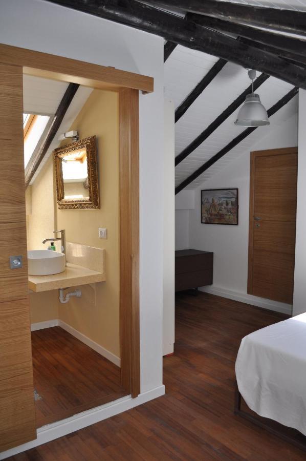 Casa Di Mario Appartamento In Centro Storico Con Due Camere Da Letto E Terrazze Cagliari Zewnętrze zdjęcie